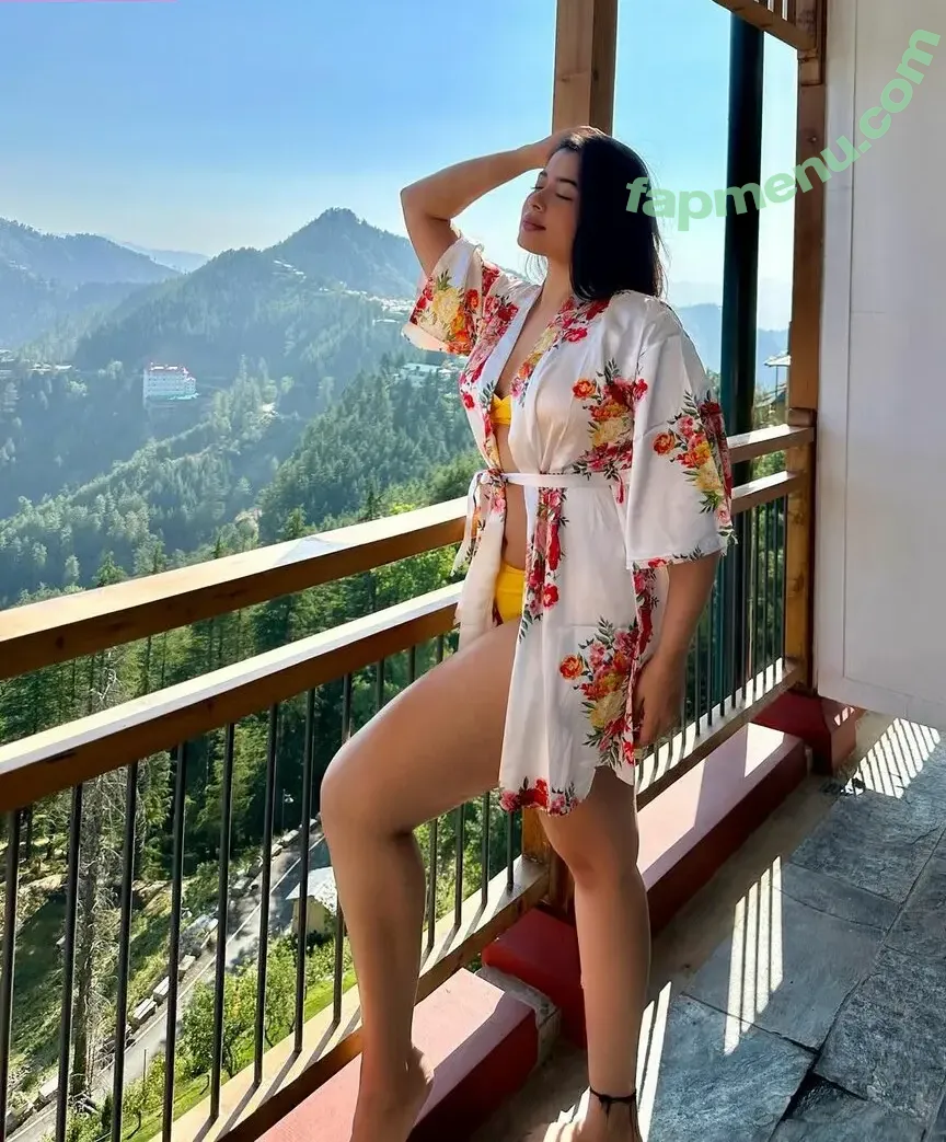 Nikita Sharma nude photo #0041 (nikitasharma_official)