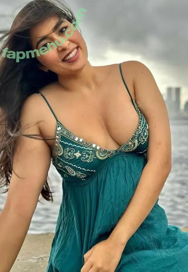 Nikita Sharma nude photo #0110 (nikitasharma_official)