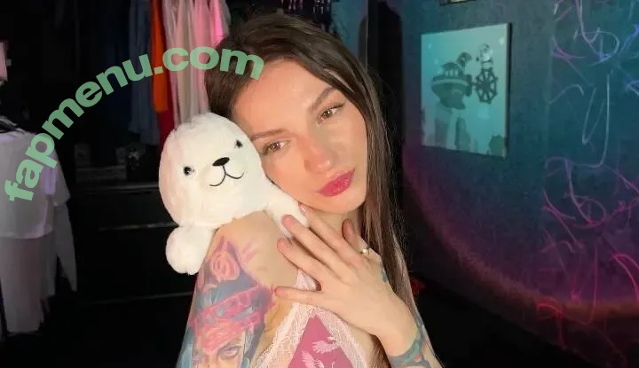 nikkajinx nude photo #0017 (nikkajinx)