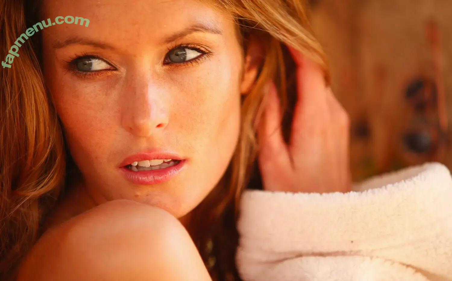 Nikkala Stott nude photo #1053 (nicolajaynestott)