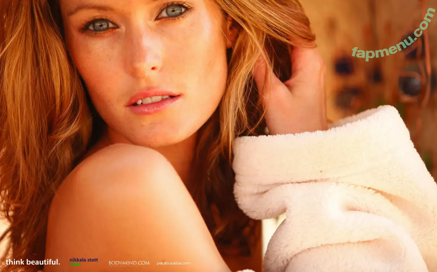 Nikkala Stott nude photo #1056 (nicolajaynestott)