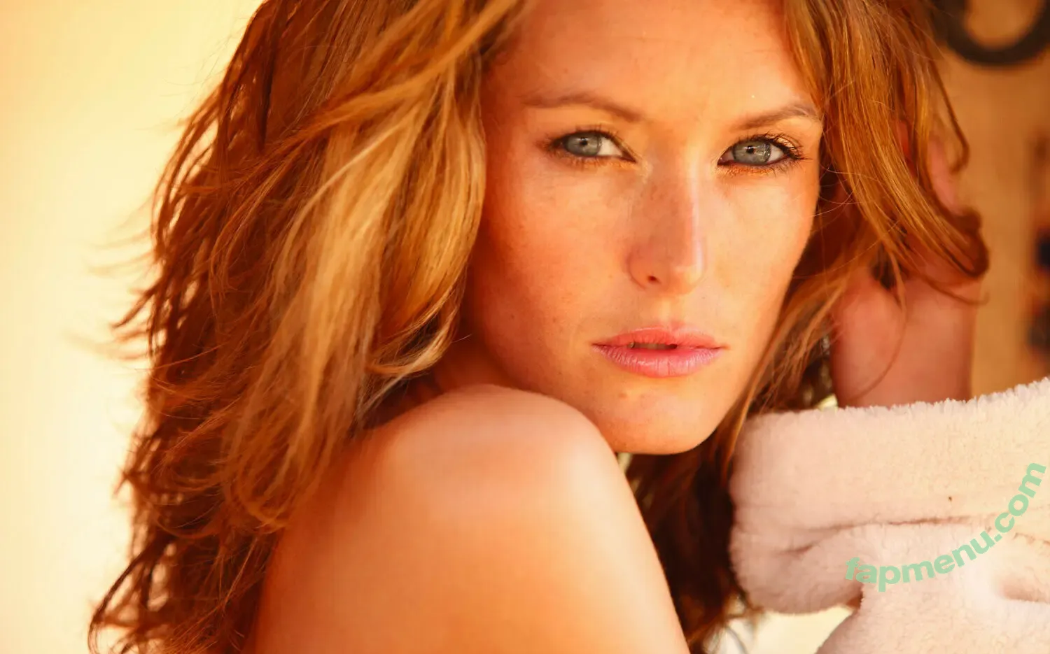 Nikkala Stott nude photo #1057 (nicolajaynestott)