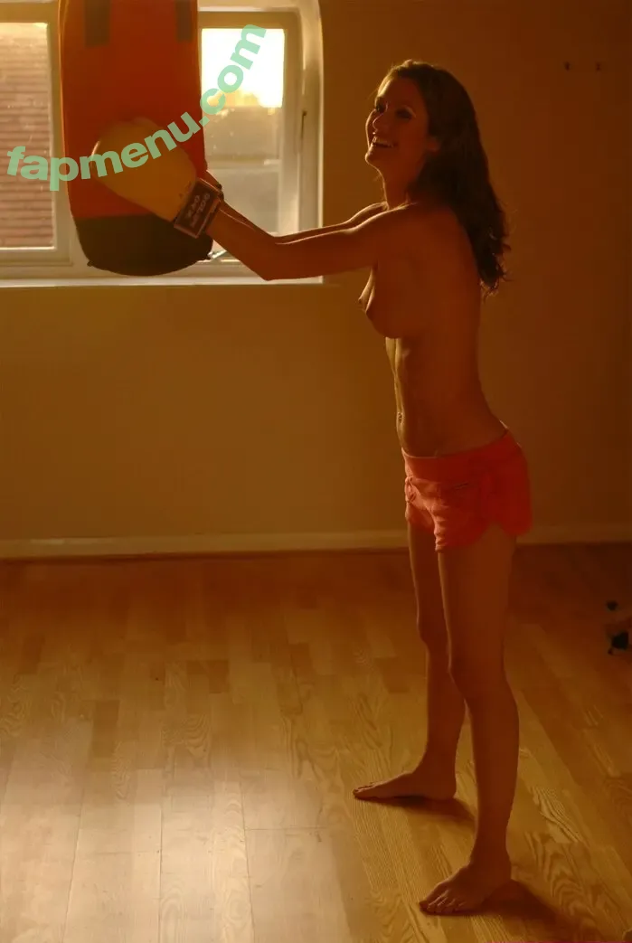 Nikkala Stott nude photo #1177 (nicolajaynestott)