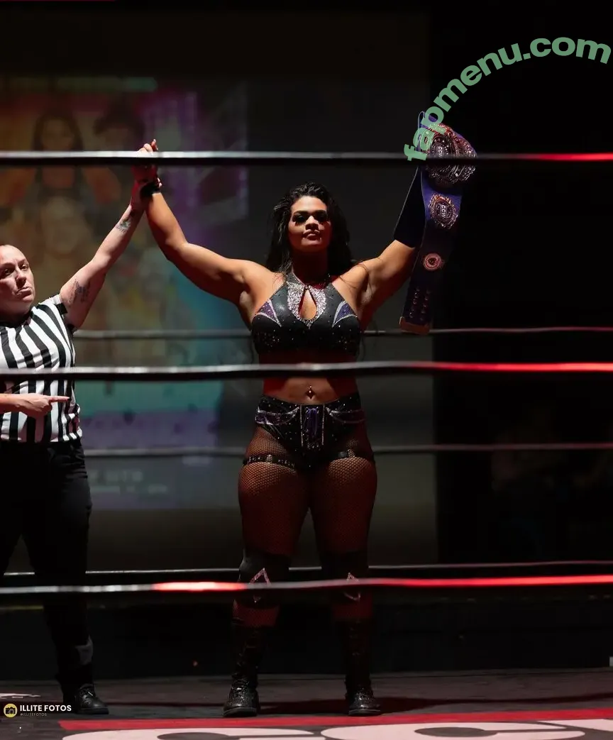 Nikki Blackheart nude photo #0047 (nikkiblackheart)