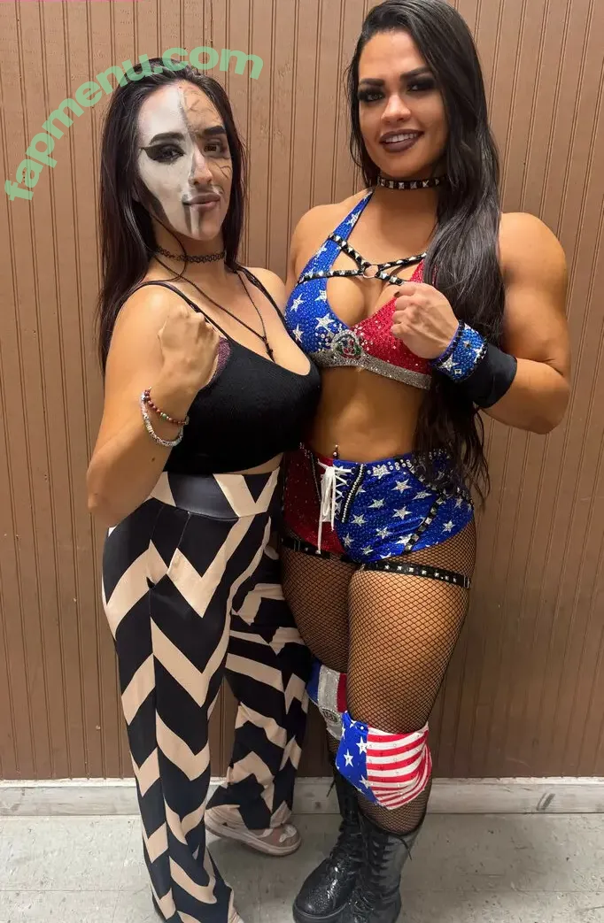 Nikki Blackheart nude photo #0060 (nikkiblackheart)