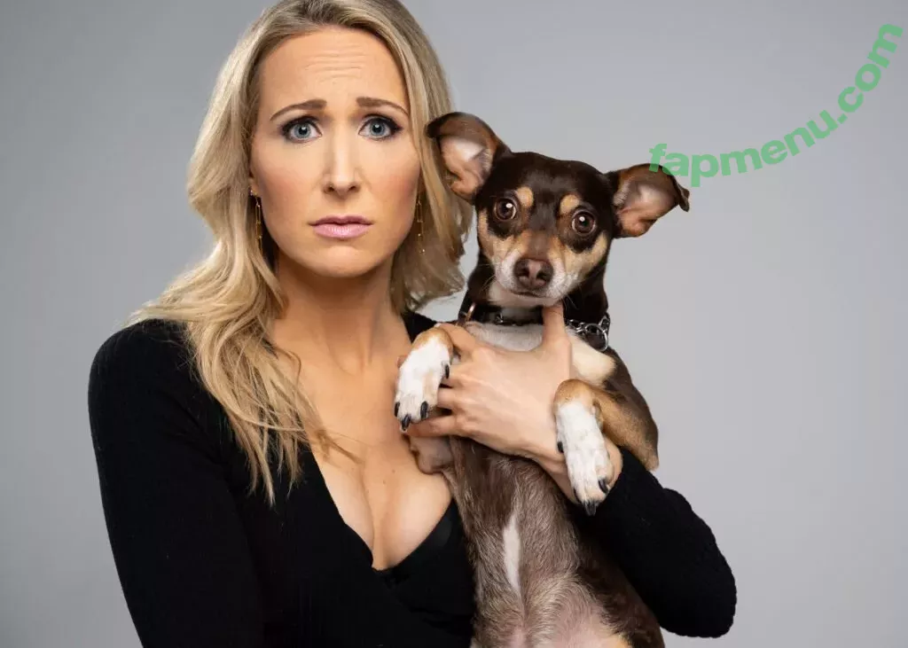 Nikki Glaser nude photo #0028 (nikkiglaser)