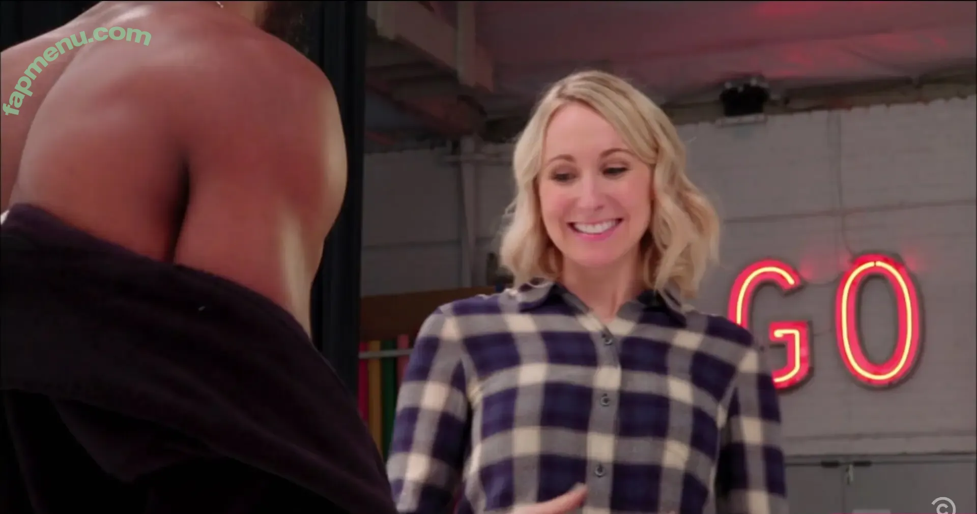 Nikki Glaser nude photo #0468 (nikkiglaser)