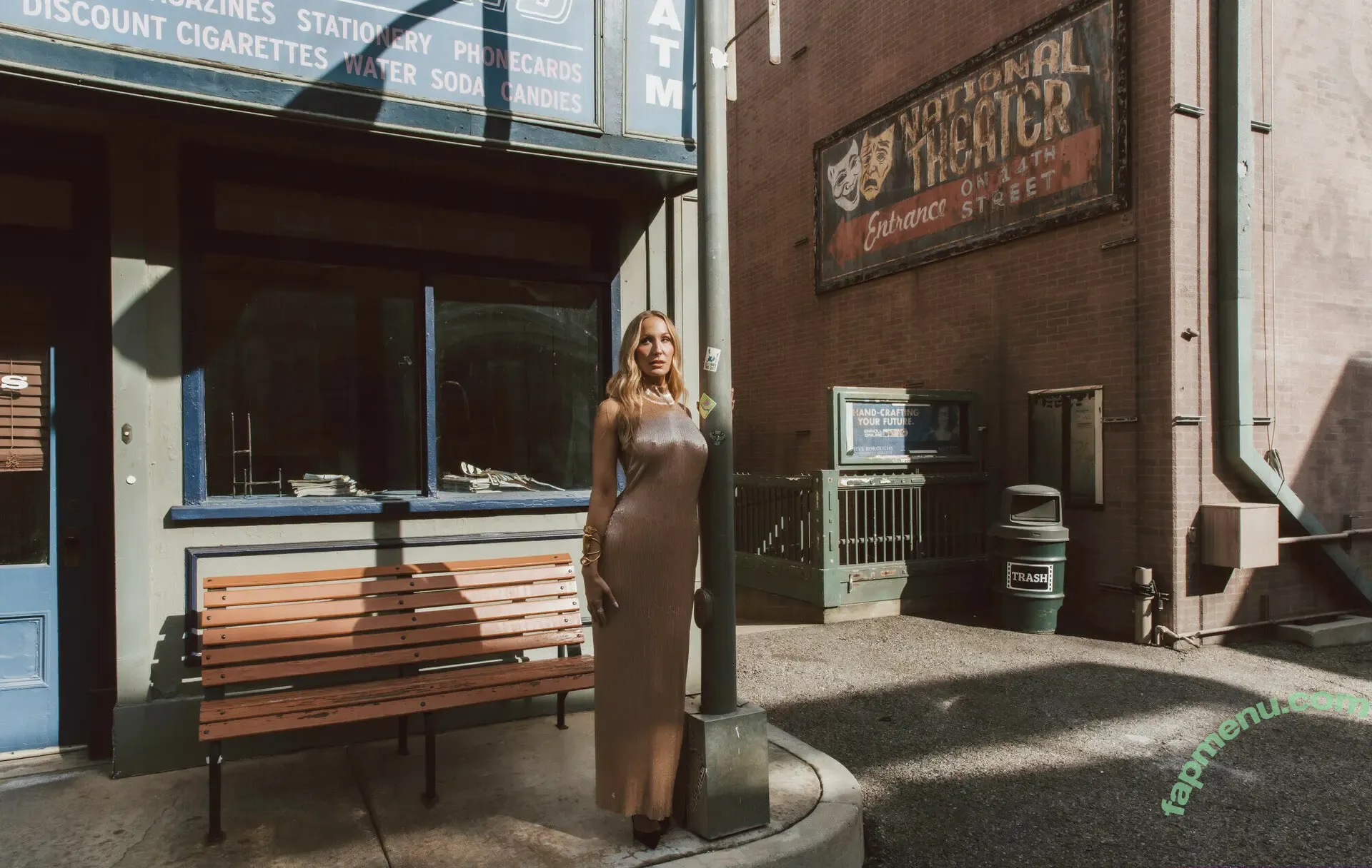 Nikki Glaser nude photo #0599 (nikkiglaser)