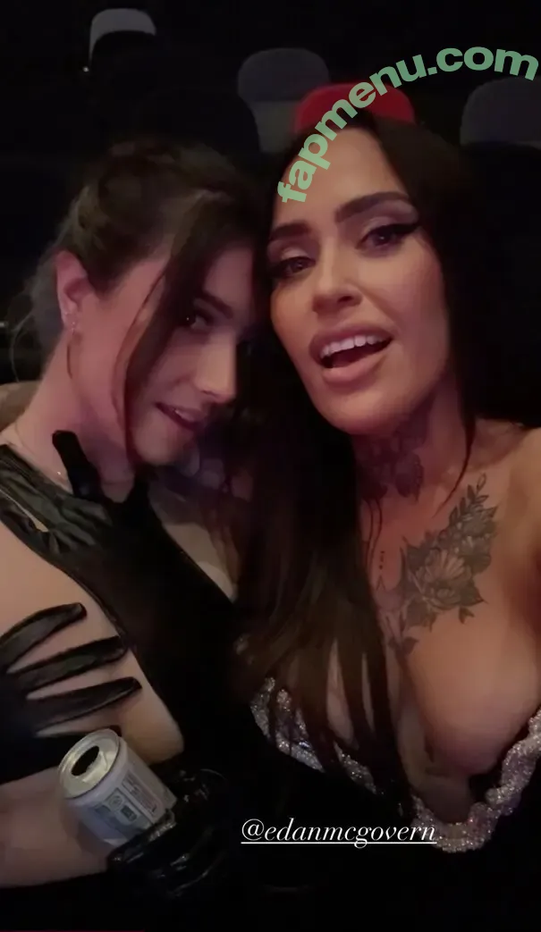 Nikki Justice nude photo #0019 (Nikki Valentine / nikkijusticecomedy)