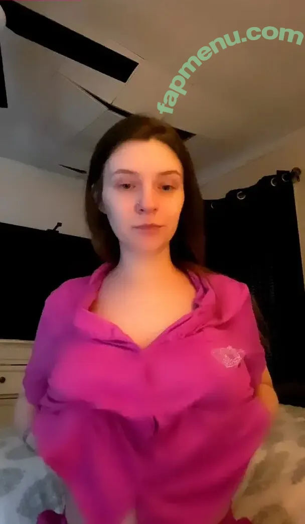 Nikki Red nude photo #0012 (NikkiRed1988 / nickired / officialnikkired)