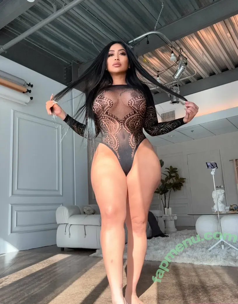 Nikki Sotelo nude photo #0066 (nikkisotelo)