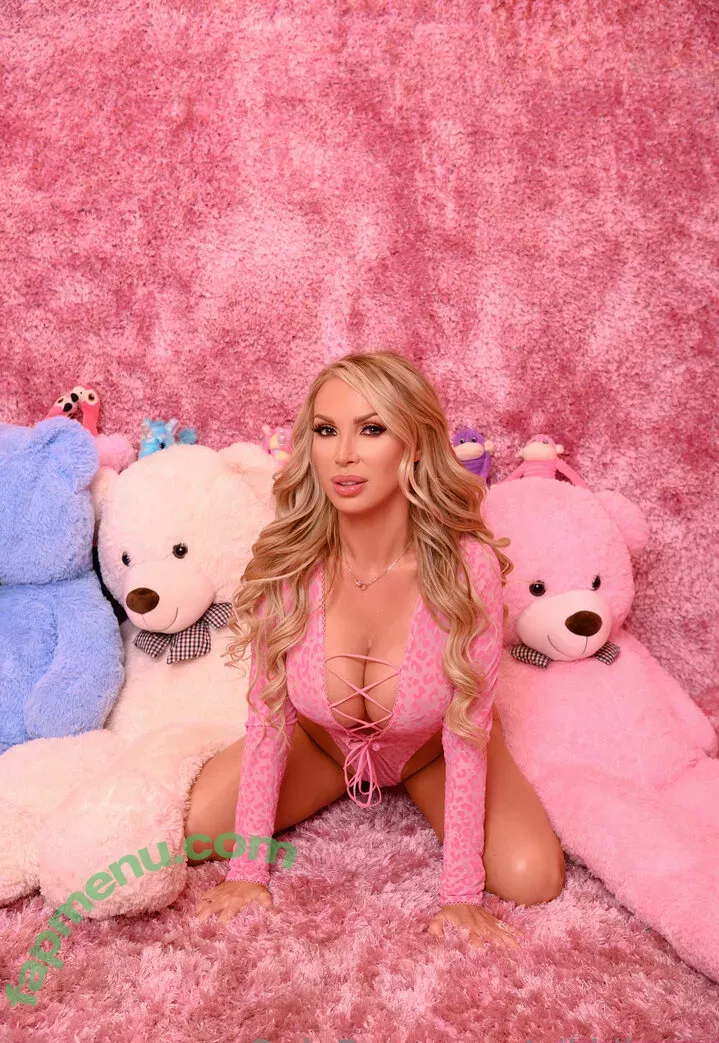 nikkibenz nude photo #0083 (mega)