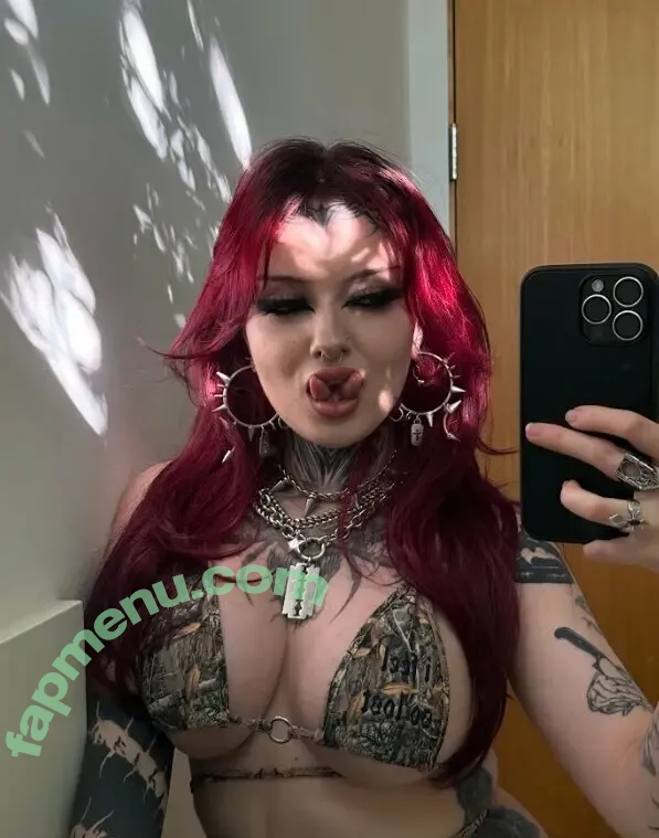 Nikkibitez nude photo #0050 (Nikkibitez)