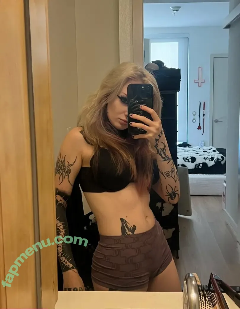 Nikkibitez nude photo #0067 (Nikkibitez)