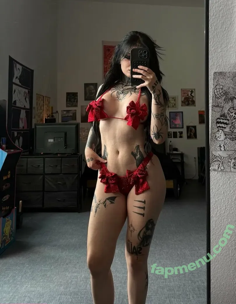 Nikkibitez nude photo #0081 (Nikkibitez)