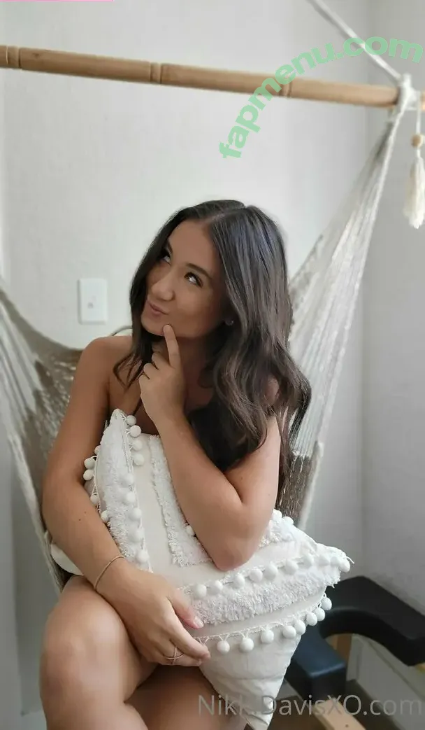 nikkidavisxo nude photo #0057 (nikkidavisxo)