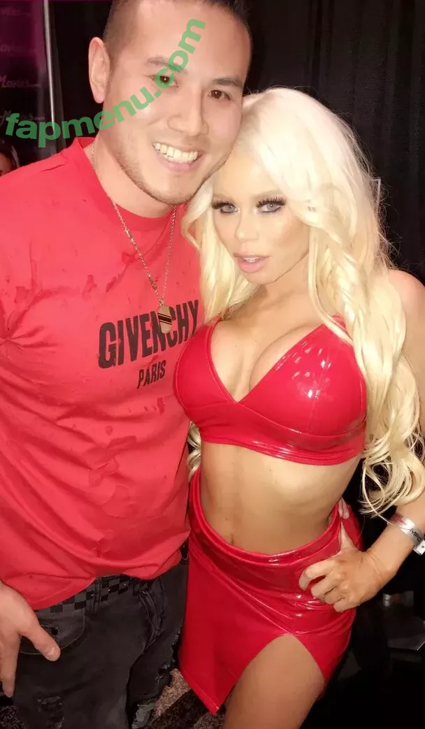 nikkidelano nude photo #0025 (nikkidelano)