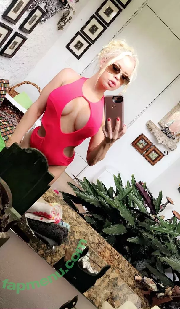 nikkidelano nude photo #0189 (nikkidelano)