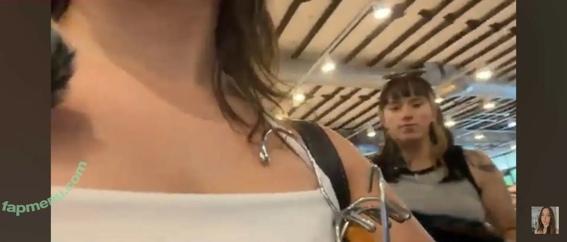 nikkijustine nude photo #0028 (nikkijustinettv)