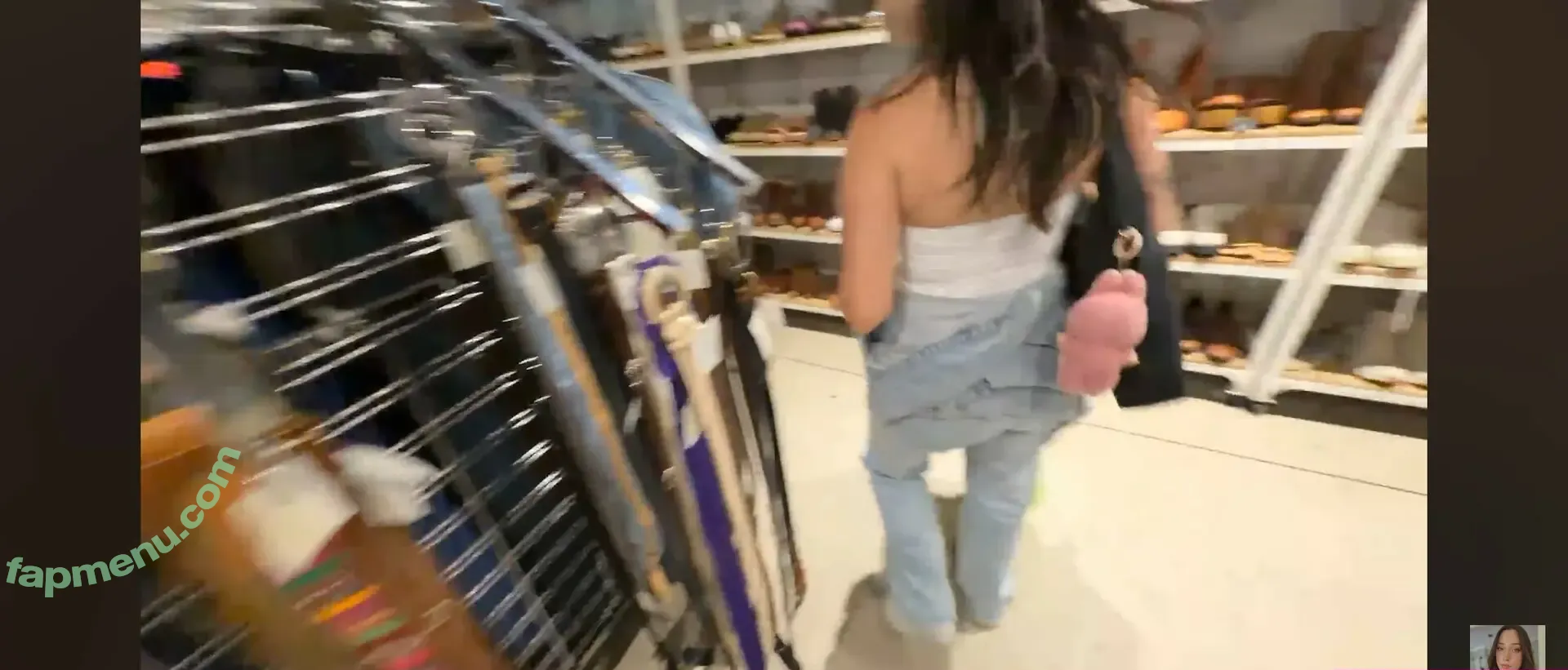 nikkijustine nude photo #0040 (nikkijustinettv)