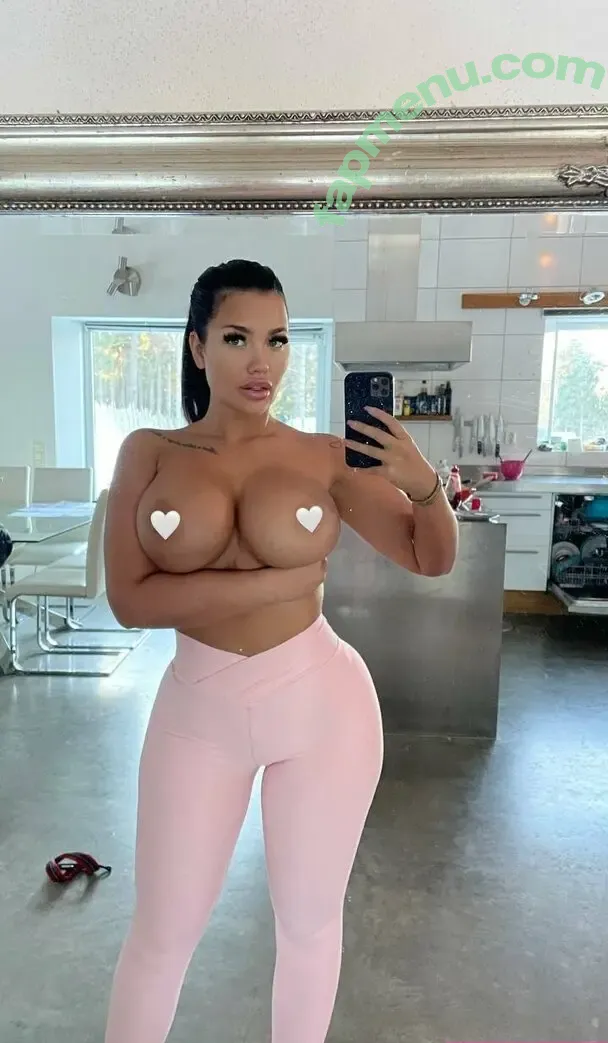 Nikkiocean nude photo #0003 (Nikkiocean)