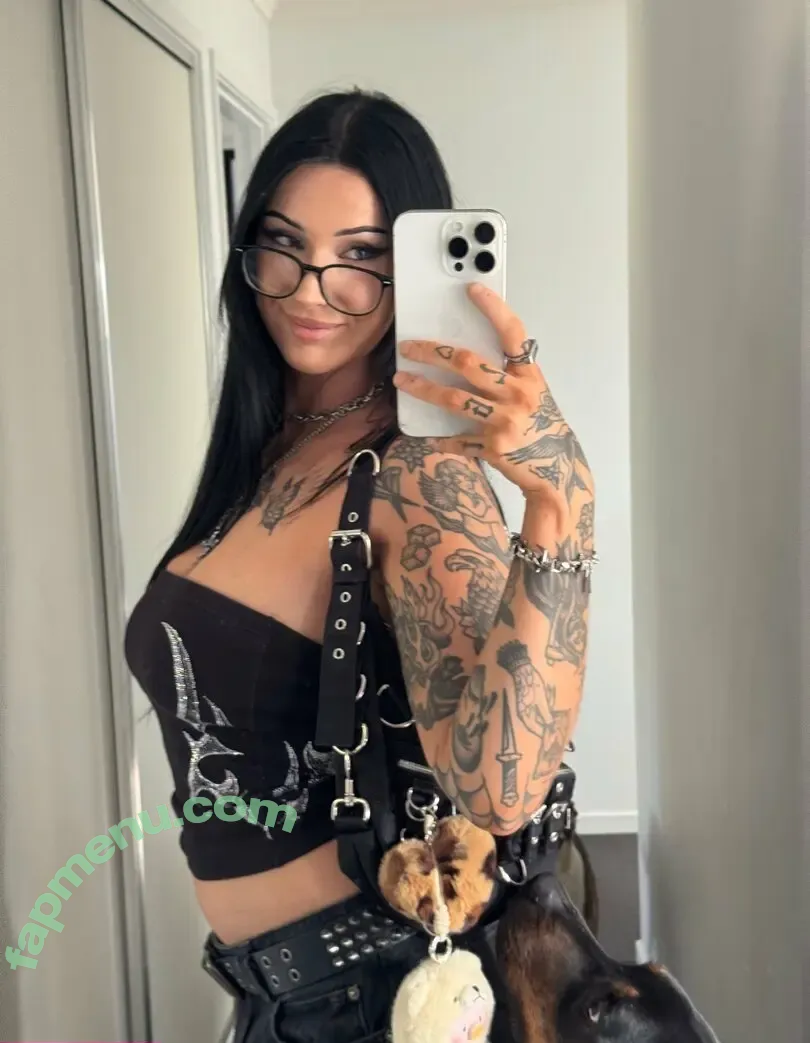 nikkirita nude photo #0030 (nikkiritaa)