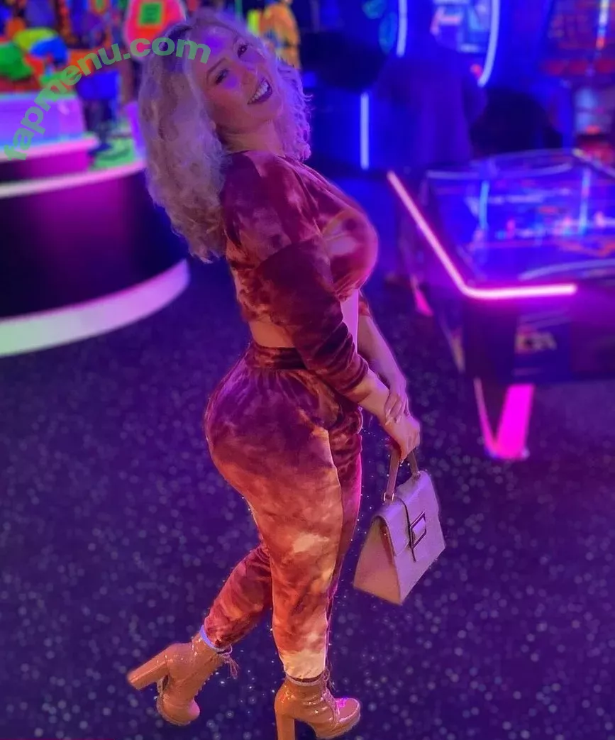 Nikkita Lyons nude photo #0012 (Faith Jefferies / nikkita_wwe)