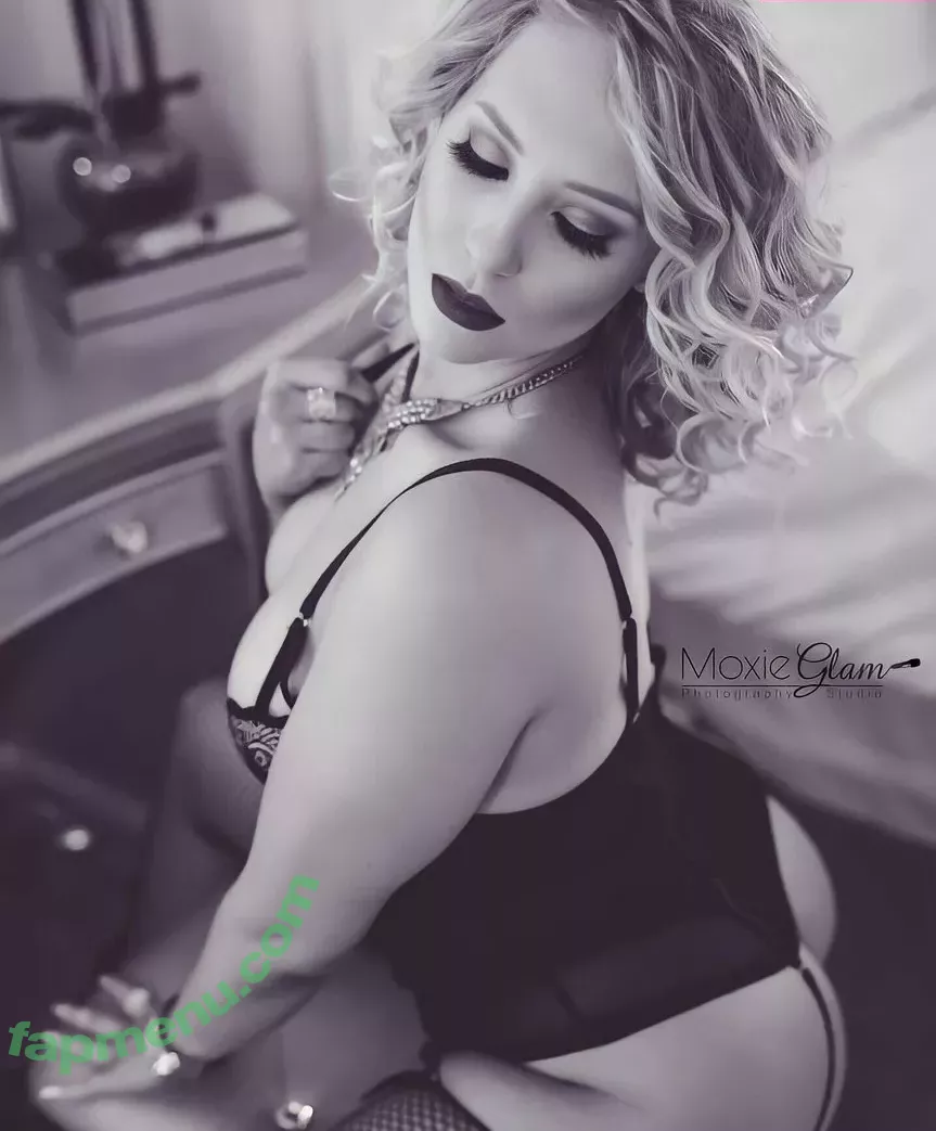 Nikkita Lyons nude photo #0060 (Faith Jefferies / nikkita_wwe)