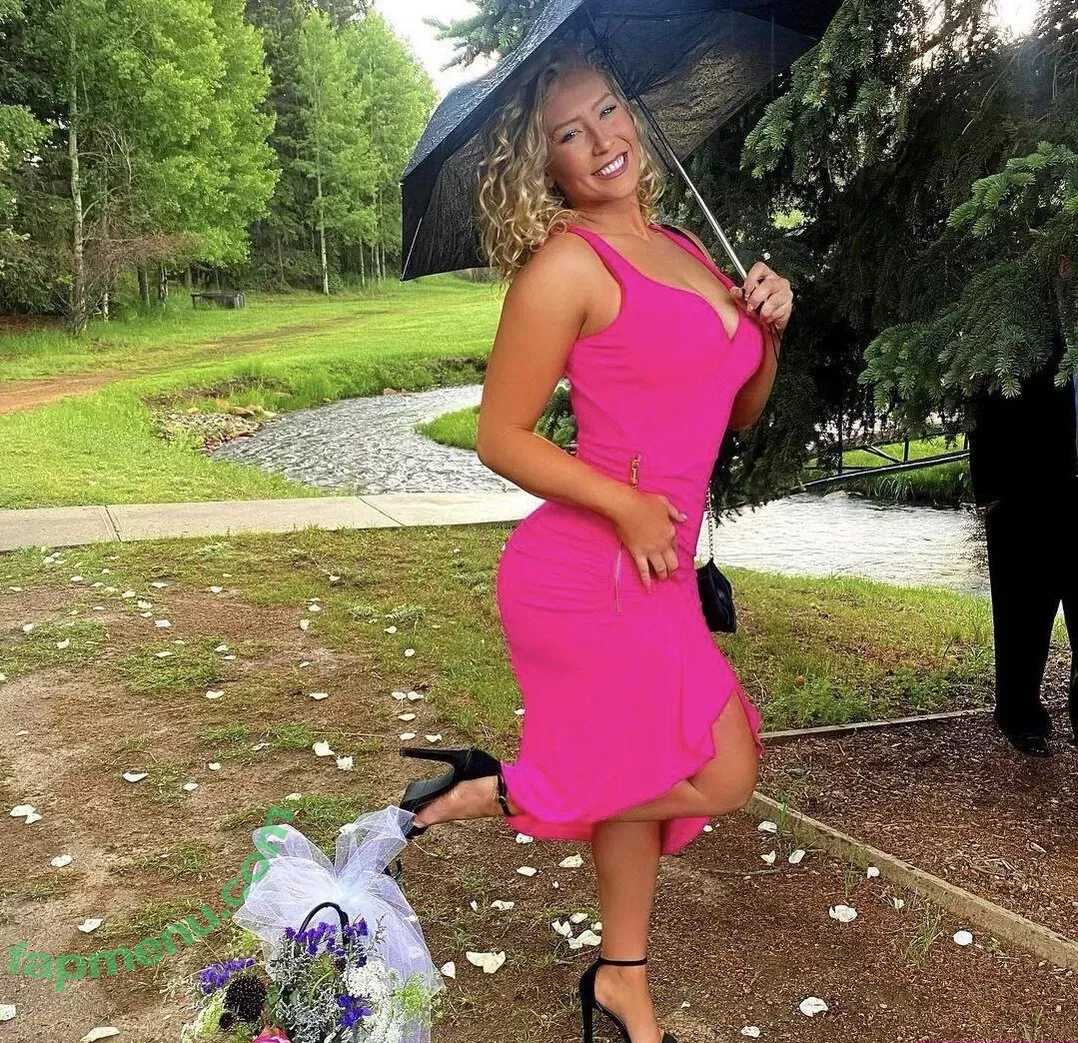 Nikkita Lyons nude photo #0103 (Faith Jefferies / nikkita_wwe)