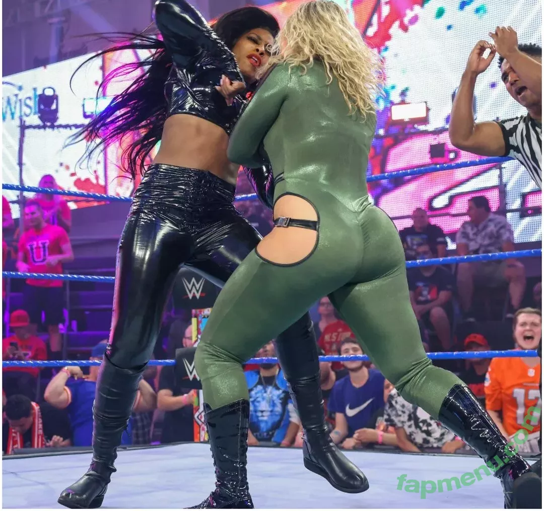 Nikkita Lyons nude photo #0134 (Faith Jefferies / nikkita_wwe)