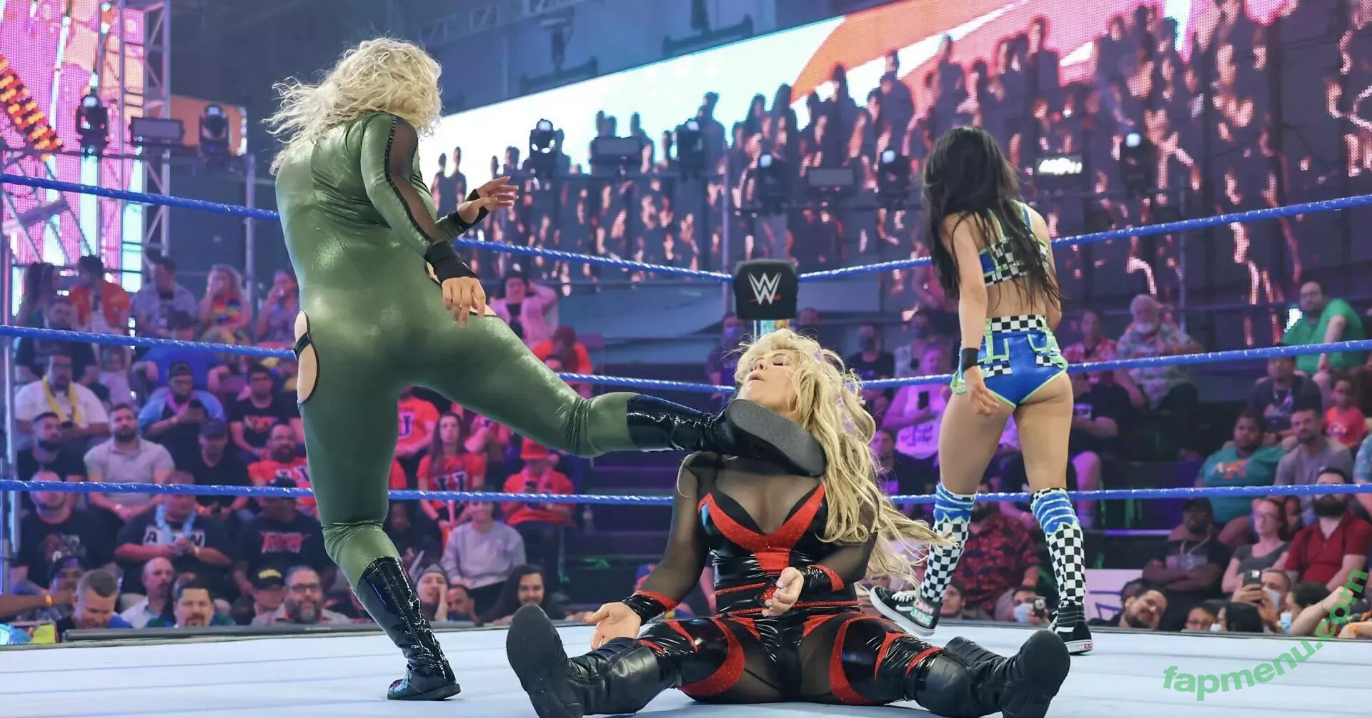 Nikkita Lyons nude photo #0140 (Faith Jefferies / nikkita_wwe)