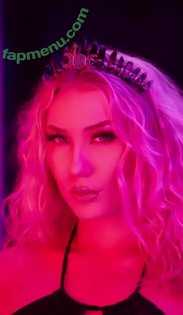 Nikkita Lyons nude photo #0199 (Faith Jefferies / nikkita_wwe)