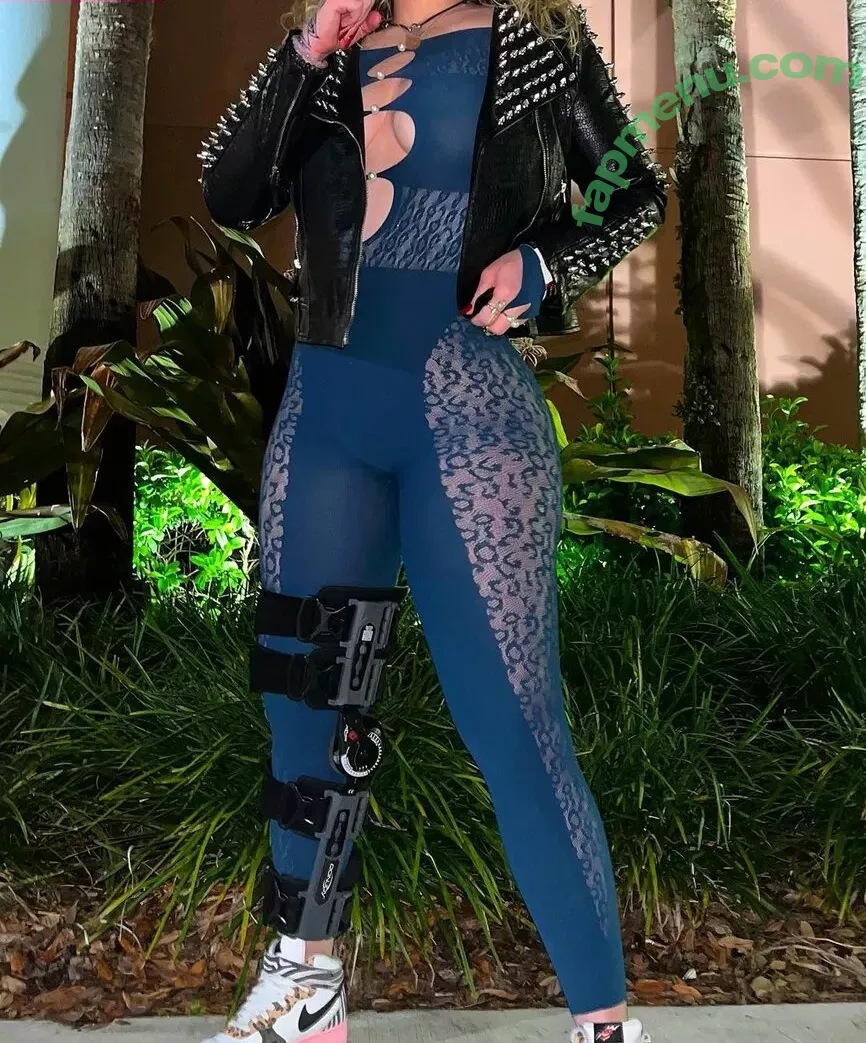 Nikkita Lyons nude photo #0300 (Faith Jefferies / nikkita_wwe)