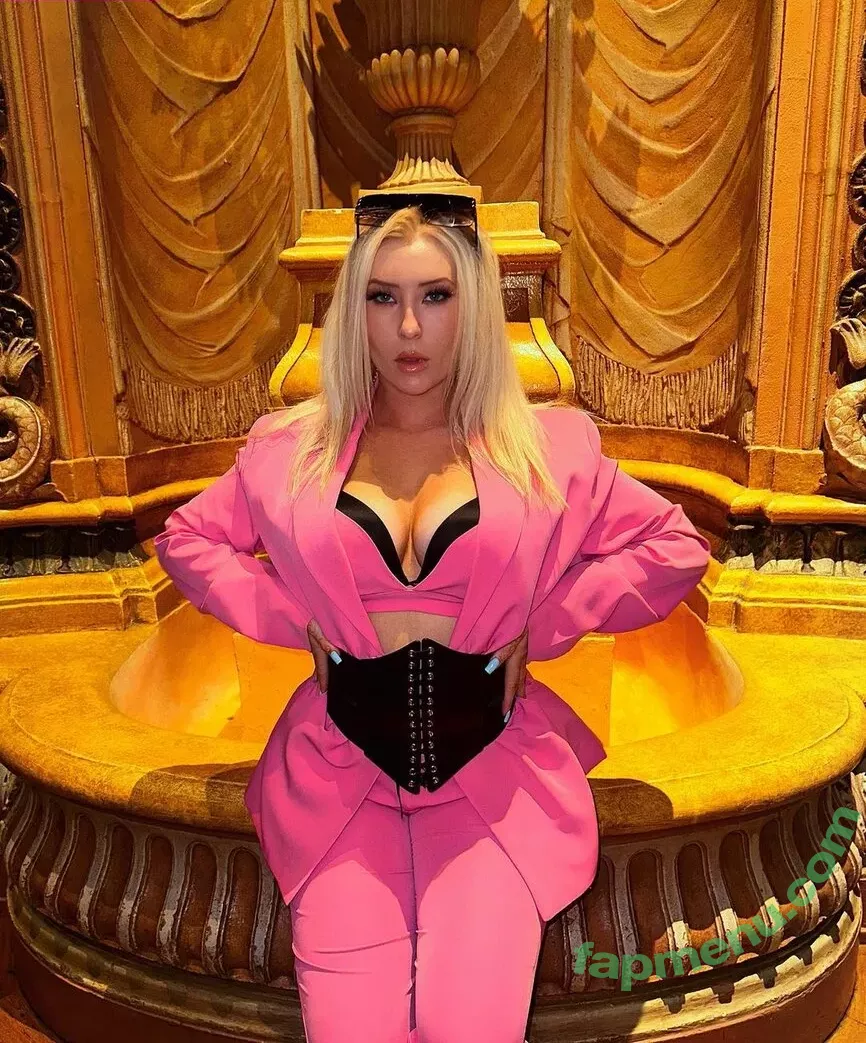 Nikkita Lyons nude photo #0314 (Faith Jefferies / nikkita_wwe)