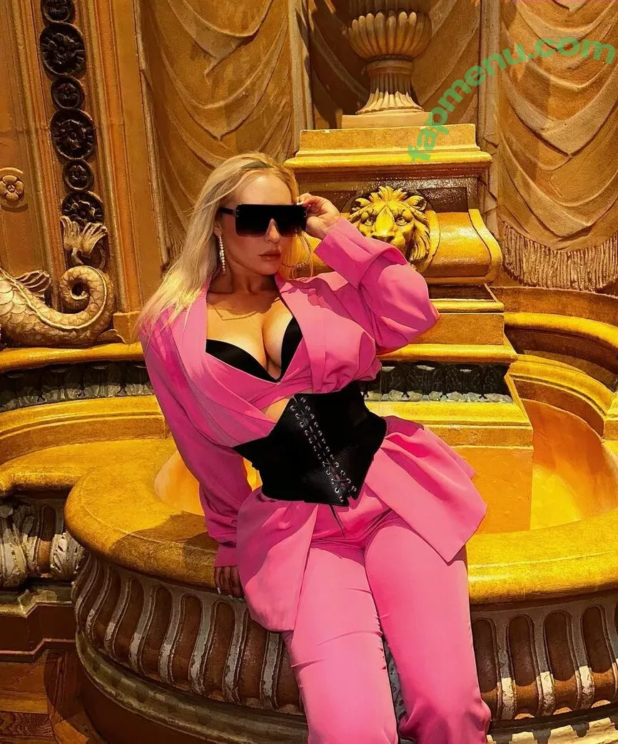 Nikkita Lyons nude photo #0315 (Faith Jefferies / nikkita_wwe)