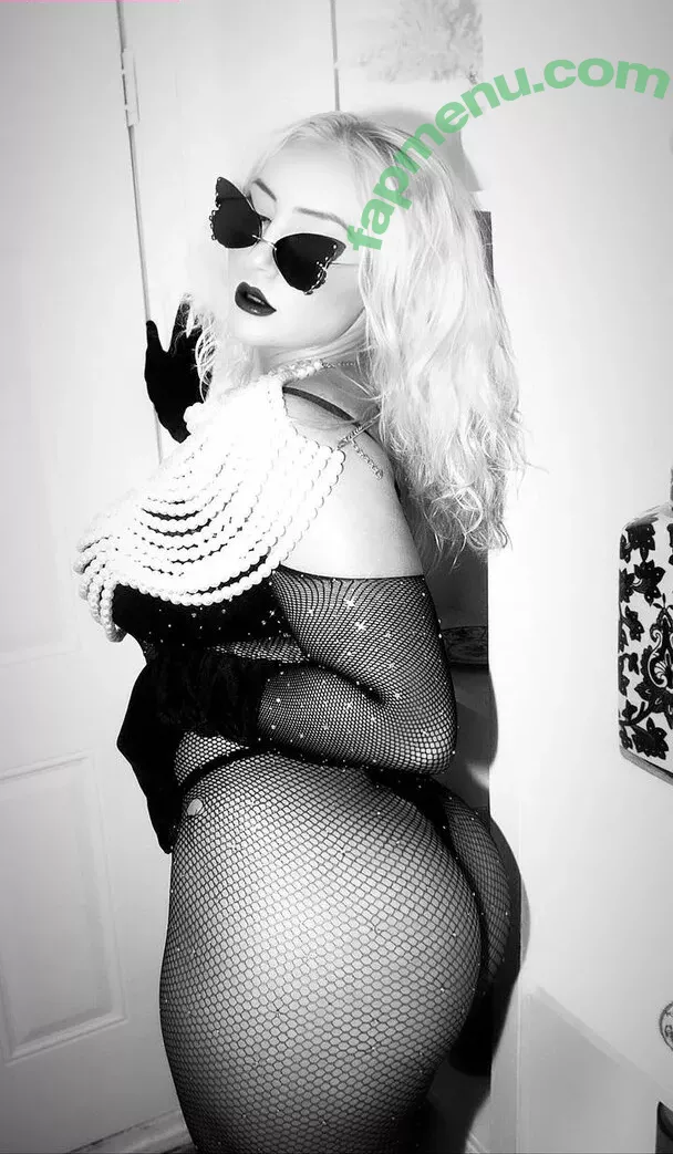 Nikkita Lyons nude photo #0337 (Faith Jefferies / nikkita_wwe)