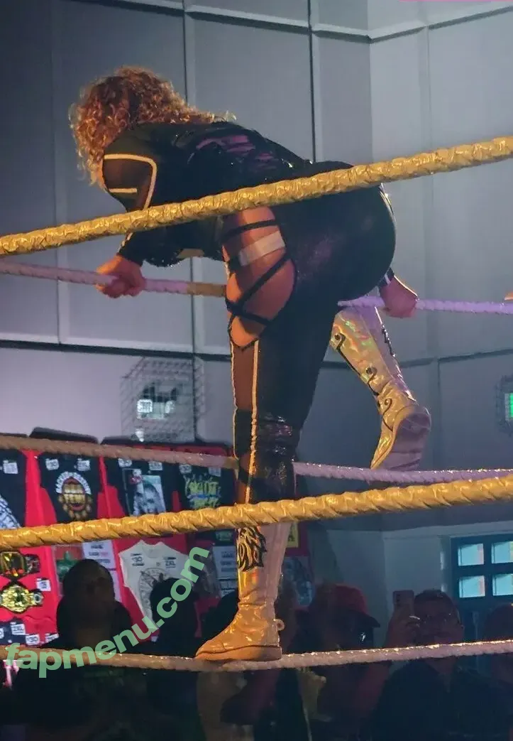 Nikkita Lyons nude photo #0915 (Faith Jefferies / nikkita_wwe)