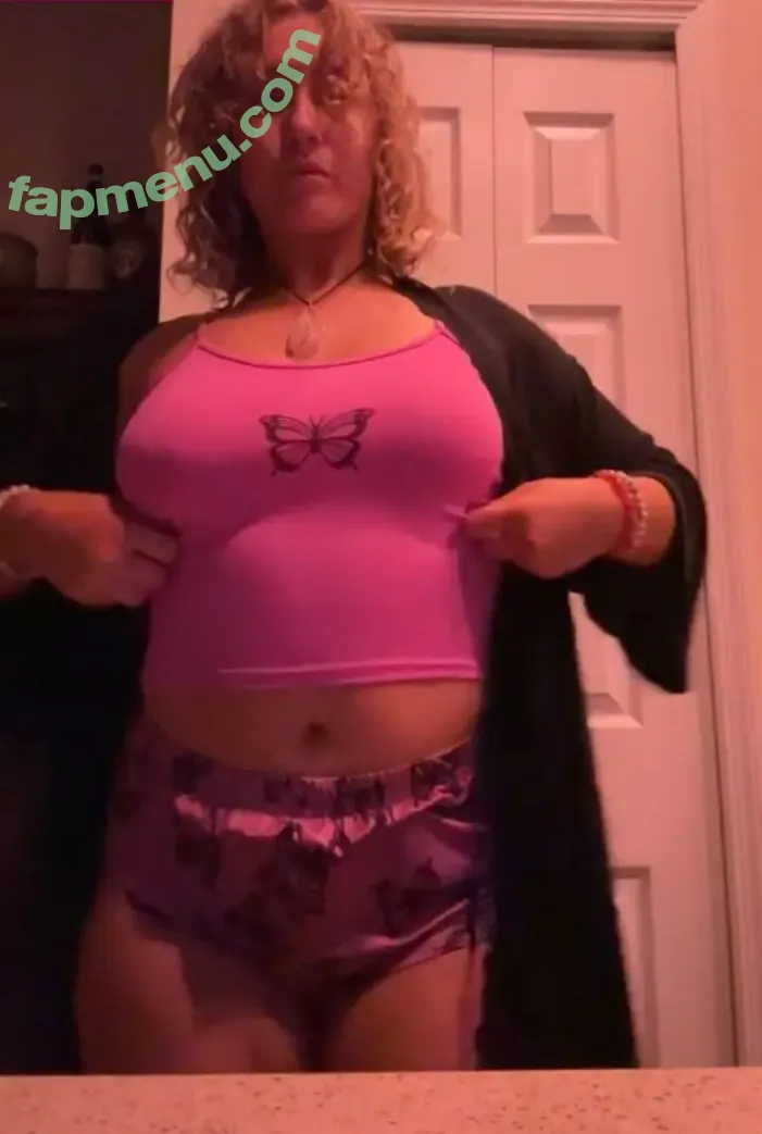 Nikkita Lyons nude photo #0972 (Faith Jefferies / nikkita_wwe)