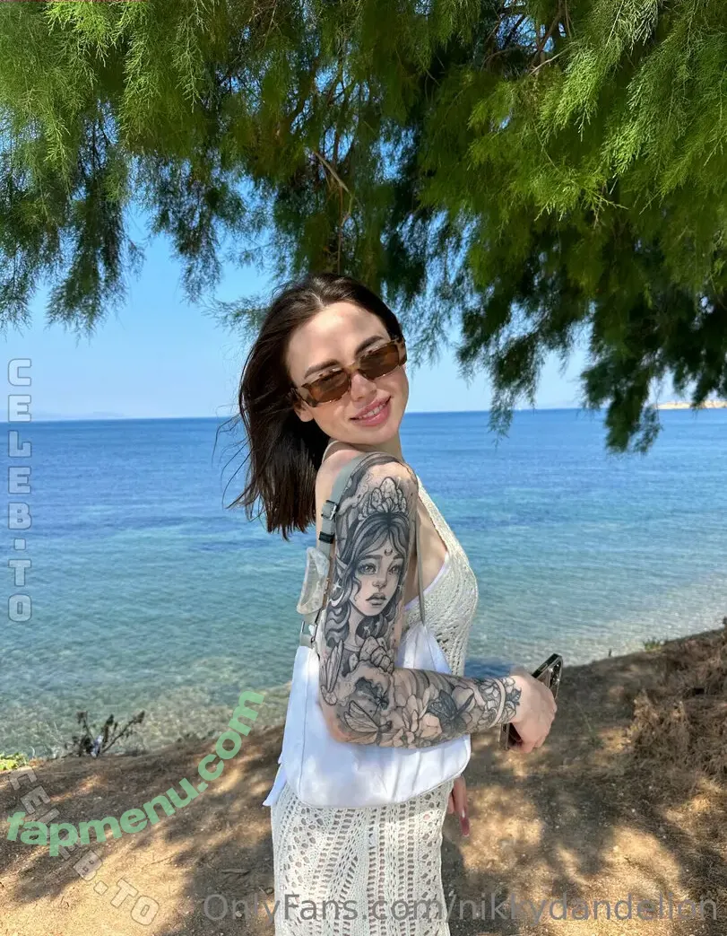 Nikky Dandelion nude photo #0149 (dandelionikky / nikkydandelion / nikkydandelionnn)