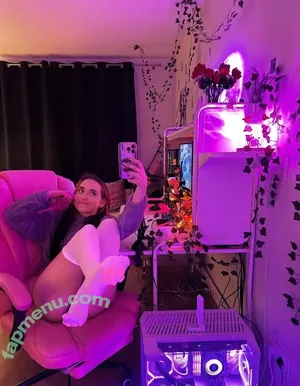 nikky_uwu / uwu_nikky nude photo #0016
