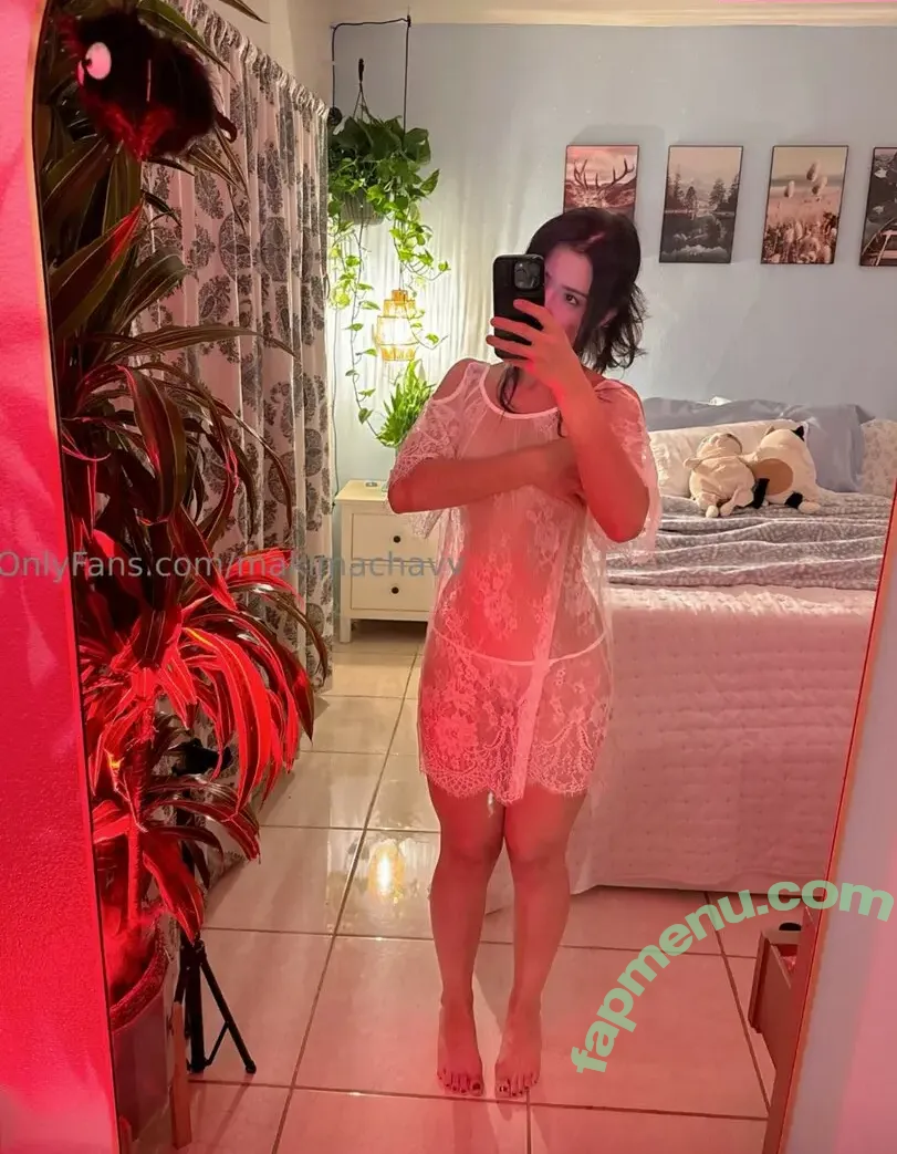 nikkychavv nude photo #0011 (makimachavv)