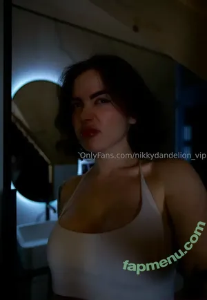 nikkydandelion_vip / iamnikkydandelion nude photo #0019