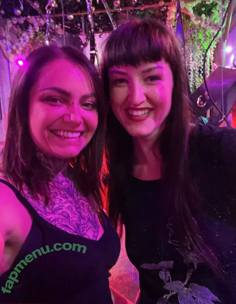 nikkyfrench nude photo #0203 (nikkyfrench)