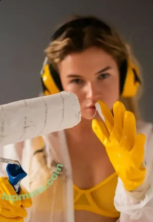 niklyz / ____nikly____ nude photo #0054