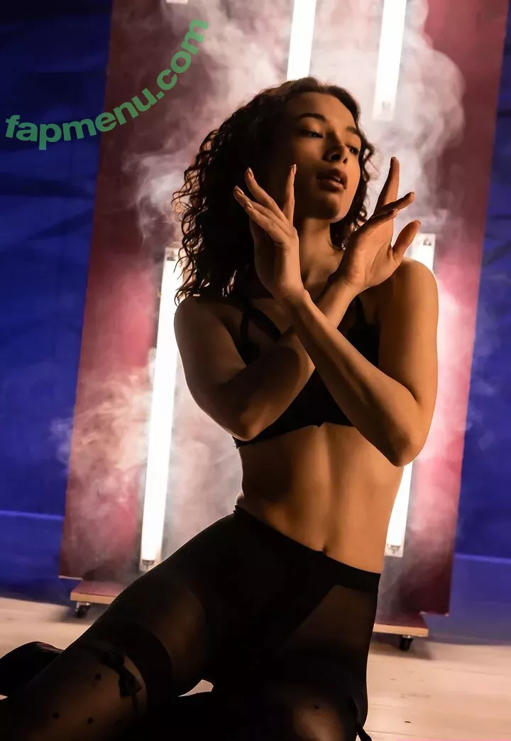 Nikol Beylik nude photo #0404 (Lily Hayjes / Wandaweb / nikolxxnikol / pronixyy)