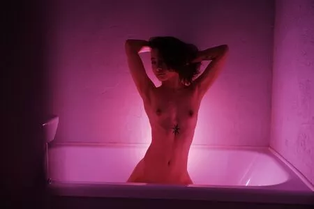 Nikol Beylik / Lily Hayjes / Wandaweb / nikolxxnikol / pronixyy nude photo #1374