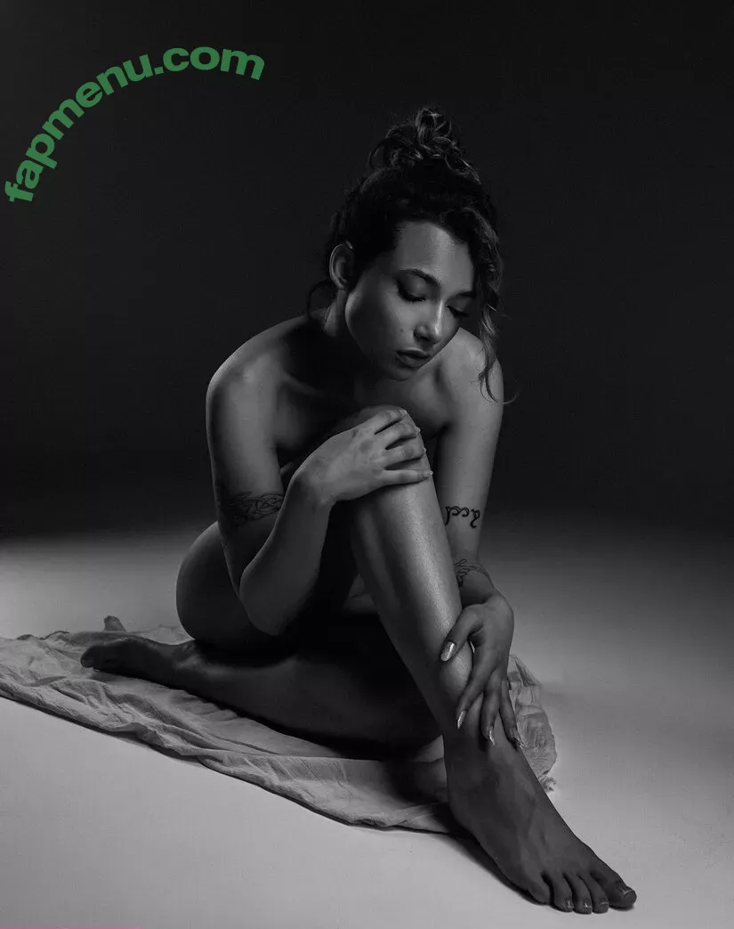 Nikol Beylik nude photo #1286 (Lily Hayjes / Wandaweb / nikolxxnikol)