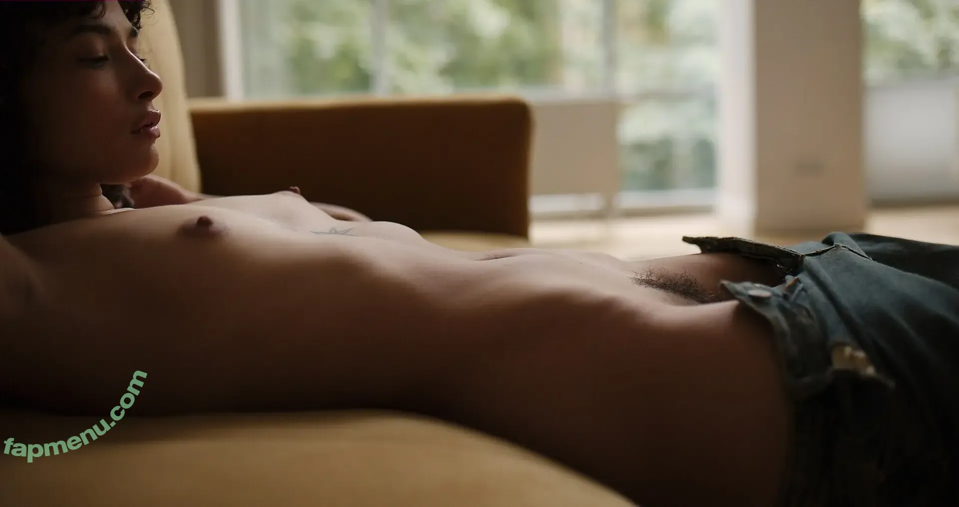 Nikol Beylik nude photo #1597 (Lily Hayjes / Wandaweb / nikolxxnikol)