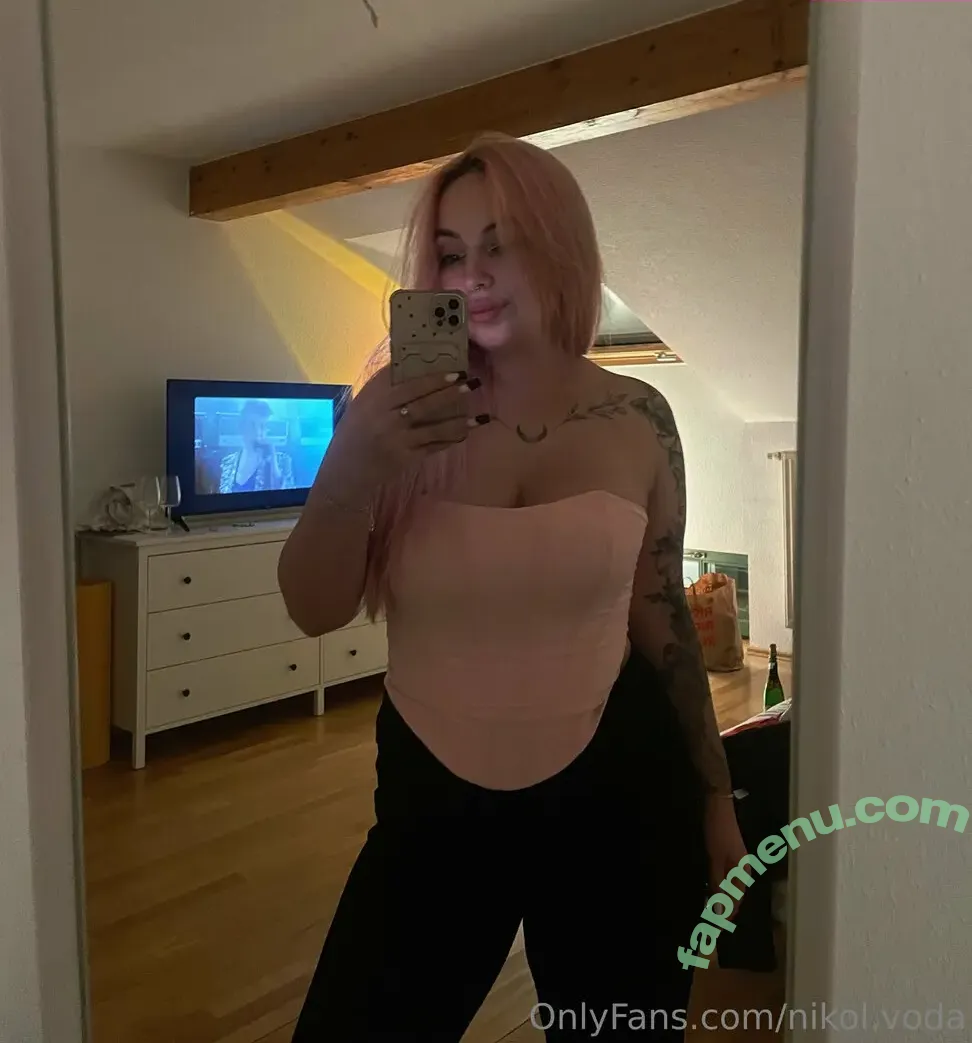 nikol.voda nude photo #0007 (nikol.voda)