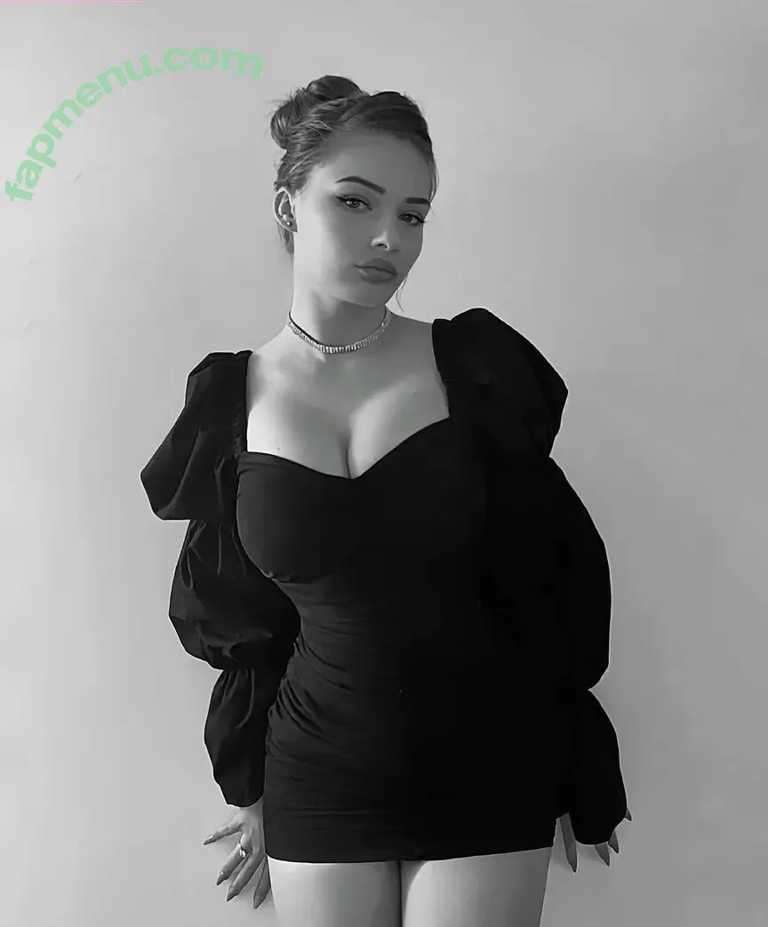 Nikole nude photo #0002 (_nikoleeta)